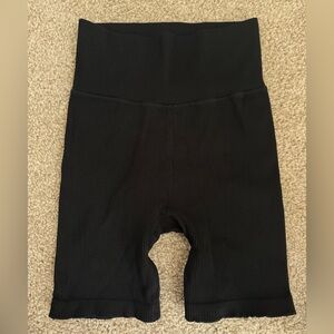 BRAND NEW GapFit Biker Shorts